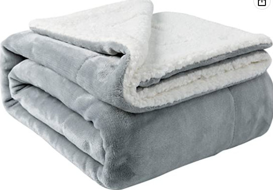 Fleece-Review-Sherpa-Fleece-Blanket-Blanket